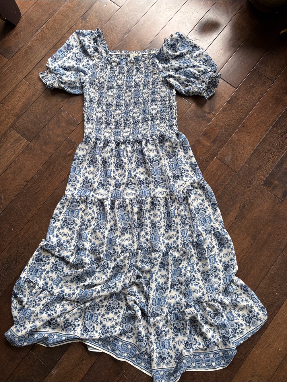 Max Studio Blue and White Floral Smocked Midi Dress size large